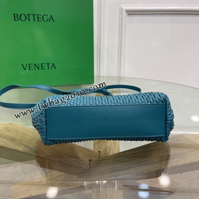 Bottega veneta高端女包 8546B BV寶緹嘉2021包包最新triangle倒三角手提單肩斜挎包三角包  gxz1249